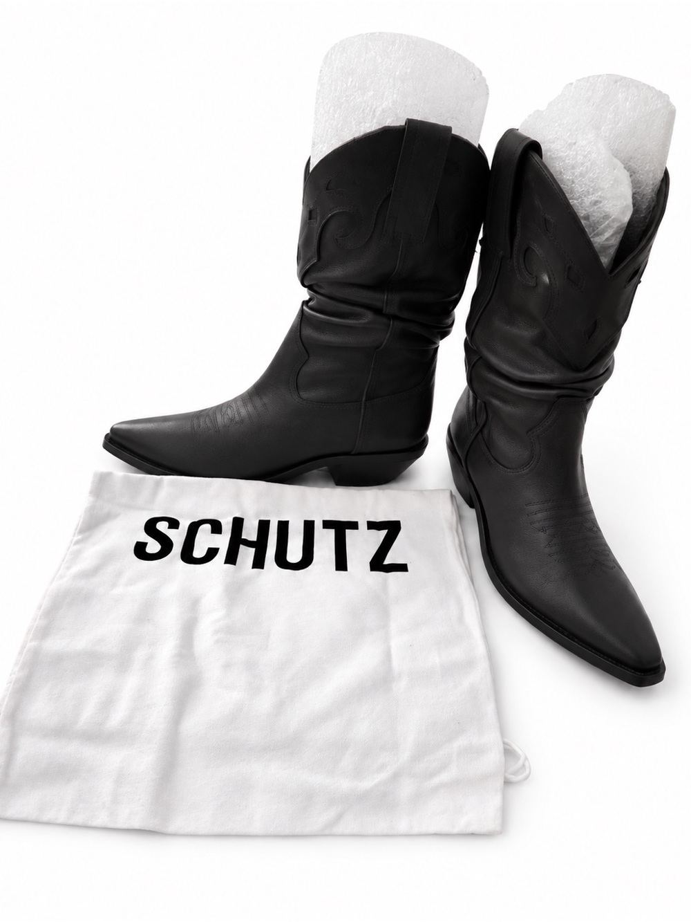 WomenSCHUTZ Underwear & Socks Subcategory Identification